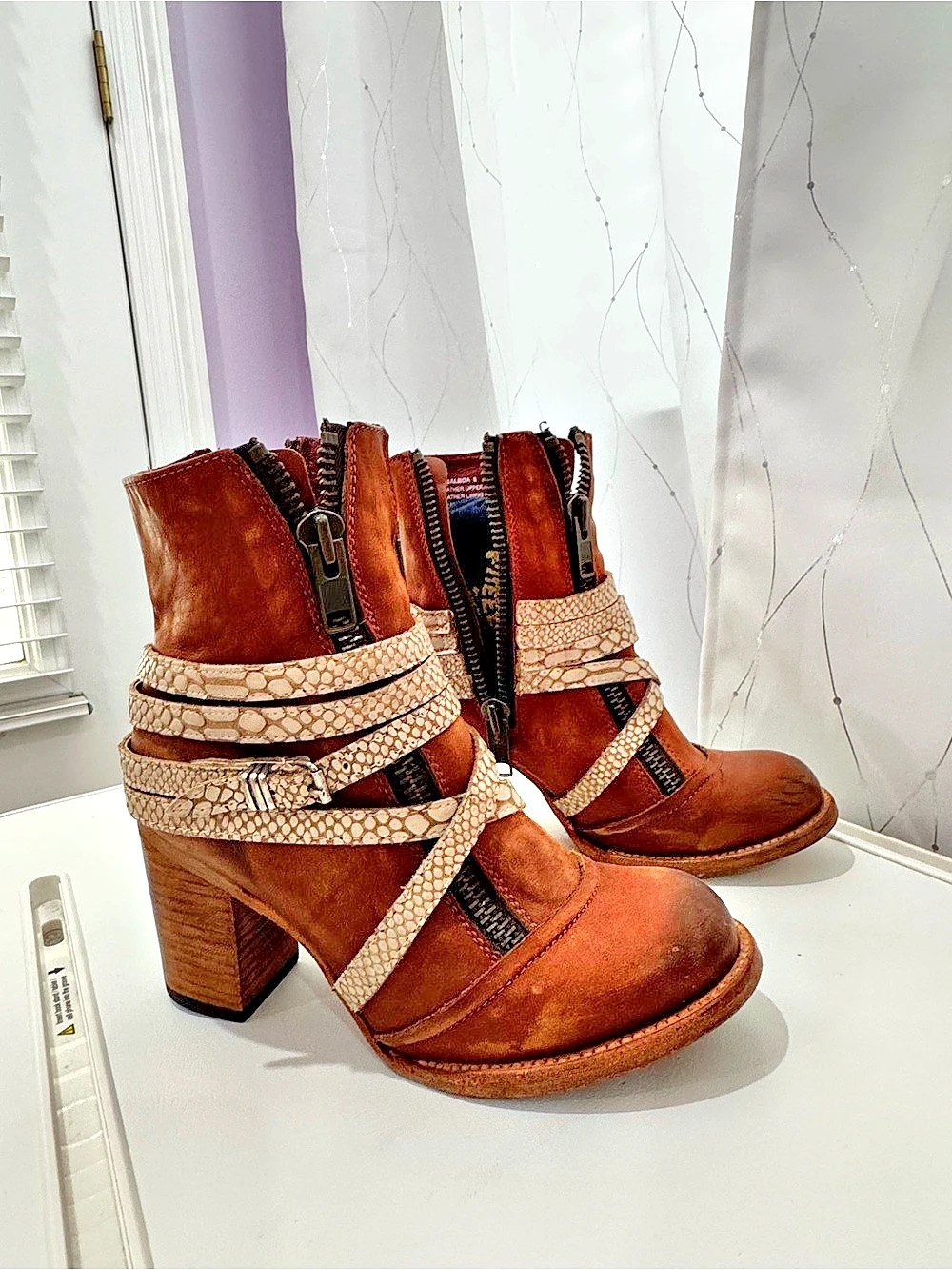 FREEBIRD BALBOA Leather Heeled Boots US 8